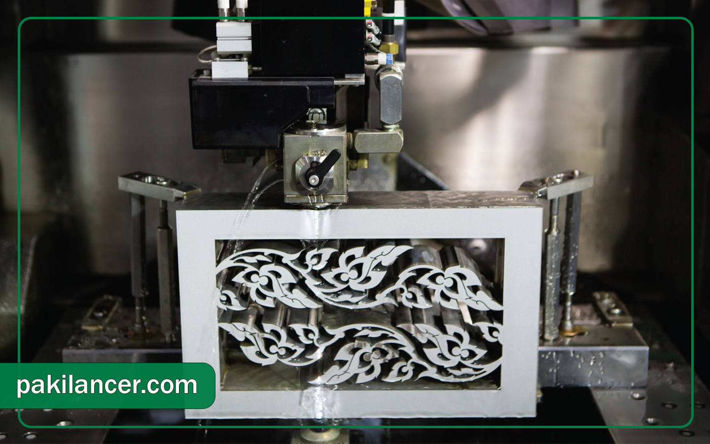 خدمات وایرکات CNC چیست؟ برش EDM برای ساخت قطعات دقیق قالب‌سازی و صنعتی – پکیلنسر